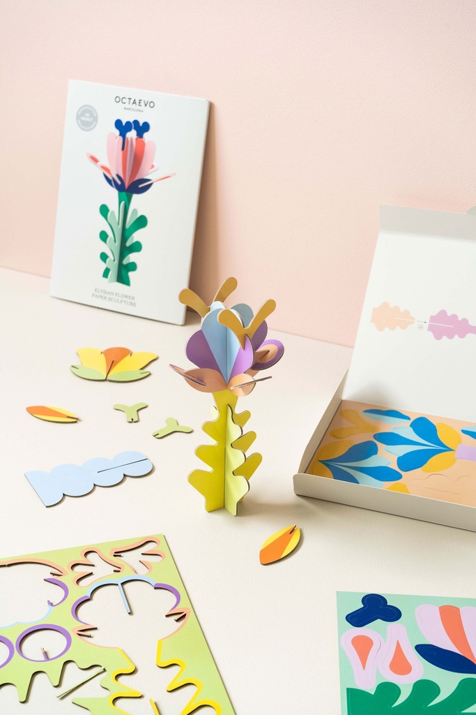 FLOWER PAPER SCULPTURE 4