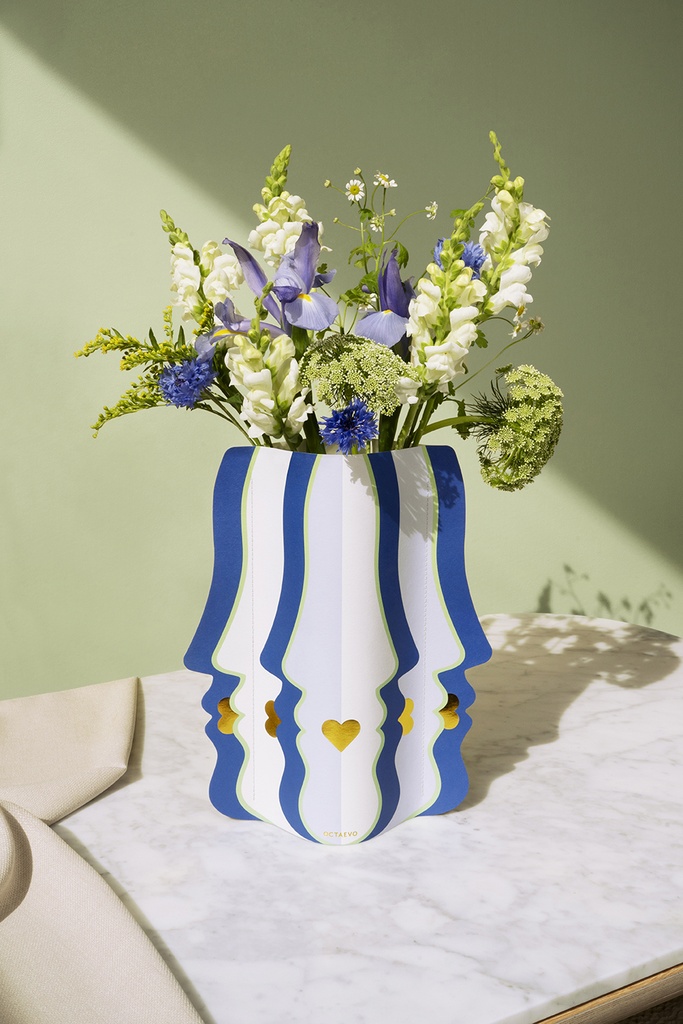 PAPER VASE "BESO"